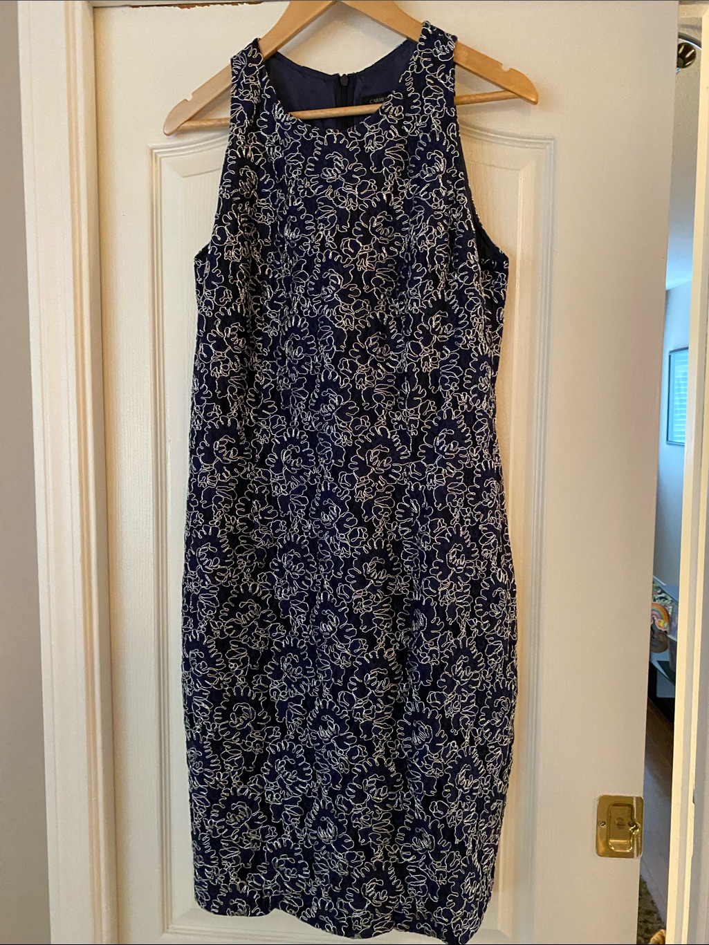 Carmen Marc Valvo Navy And White Floral Midi Sheath Dress